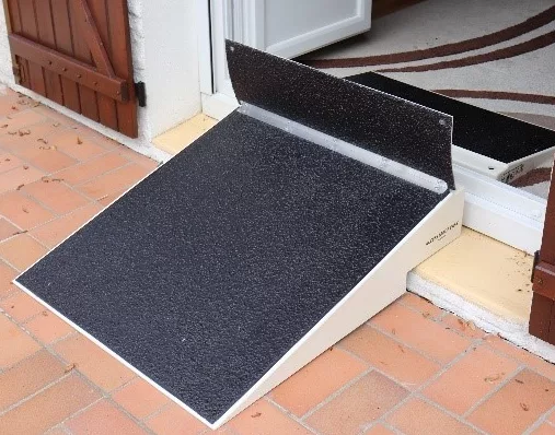 Standard Fiberglas Türschwellenrampe