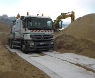 Mobi-vehicle™ A2X als fahrzeugfähige Querung (je nach Untergrund)